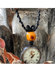The Time Traveler Necklace 2